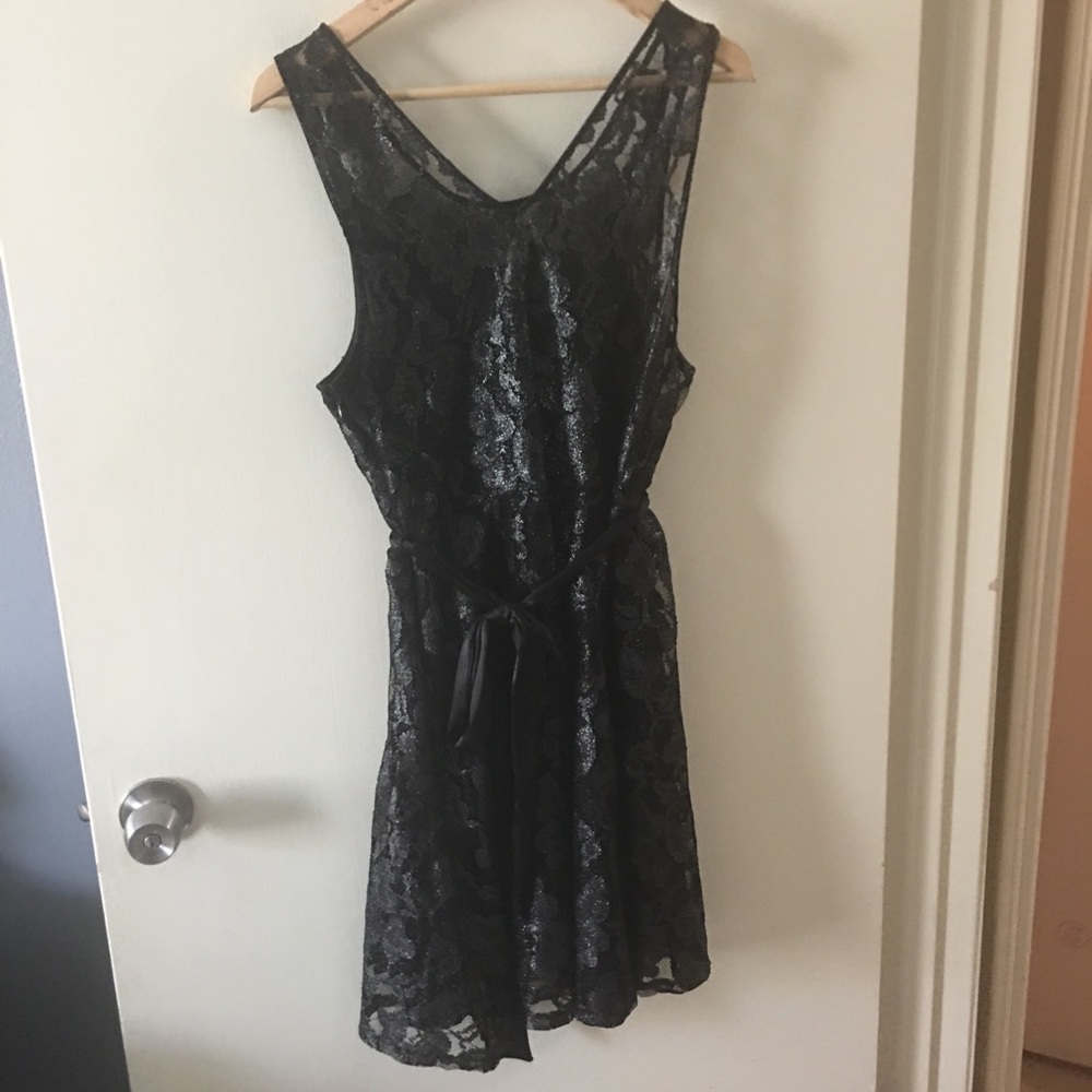 Express Dress!! - Picture 3 of 4